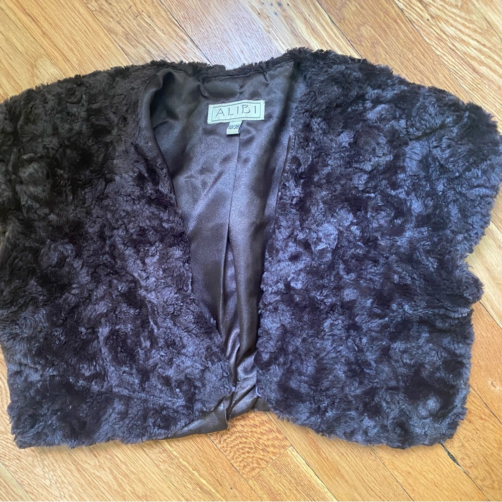 Alibi vintage faux-fur bolero | tagged 10/38 (fits S/M)